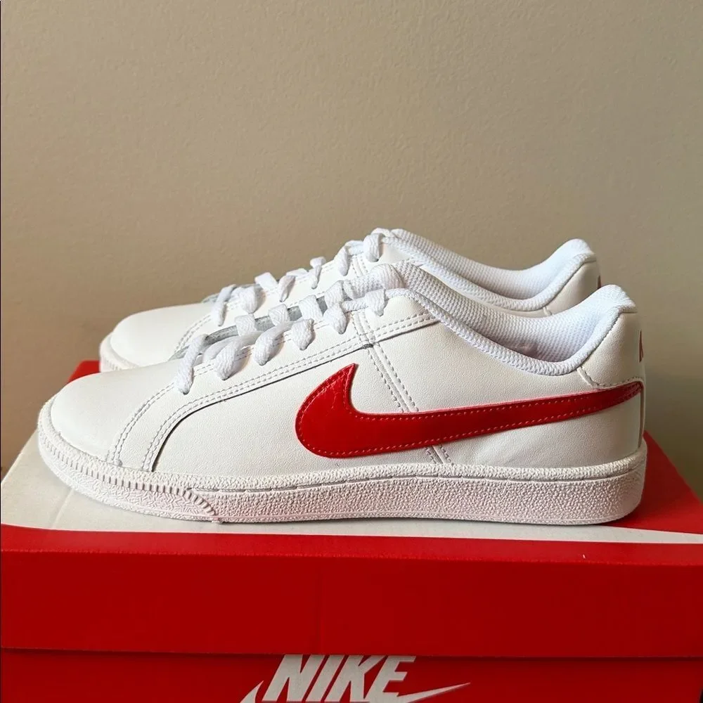 Nike Court Royale University Red 749867-114 Women’s Size 7